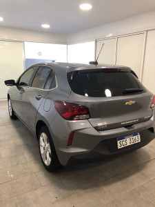 CHEVROLET ONIX PREMIER TURBO  AUTOMATICO DE 6 VELOCIDADES, VELOCIDAD CRUCERO, LIMITADOR DE VELOCIDAD, VIDRIOS ELECTRICOS, AIRE ACO