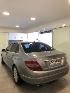 MERCEDES BENZ C200 CGI  MOTOR 1.8,TECHO CORREDIZO,TAPIZADO EN CUERO, BUTACAS ELECTRICAS, CLIMATIZADOR BIZONA ,VELOCIDAD CRUC